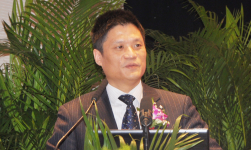 NG体育互联董事长、首席研究员 杨冰之